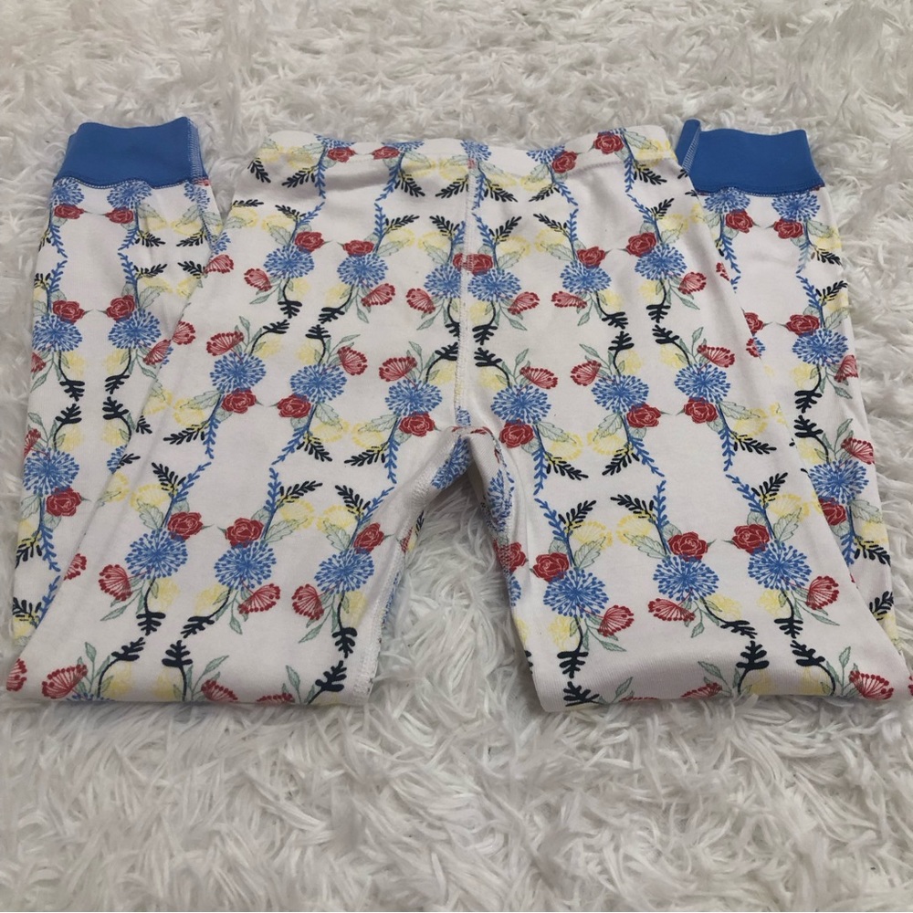 Hanna Andersson Disney Collection Snow White pajama bottoms size 6-7